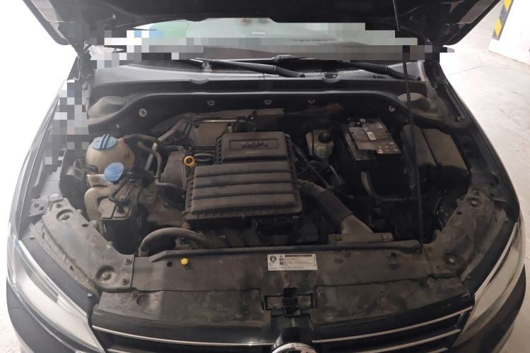 Used Volkswagen Sagitar 2018 1.6L Manual Comfort Model Engine Bay