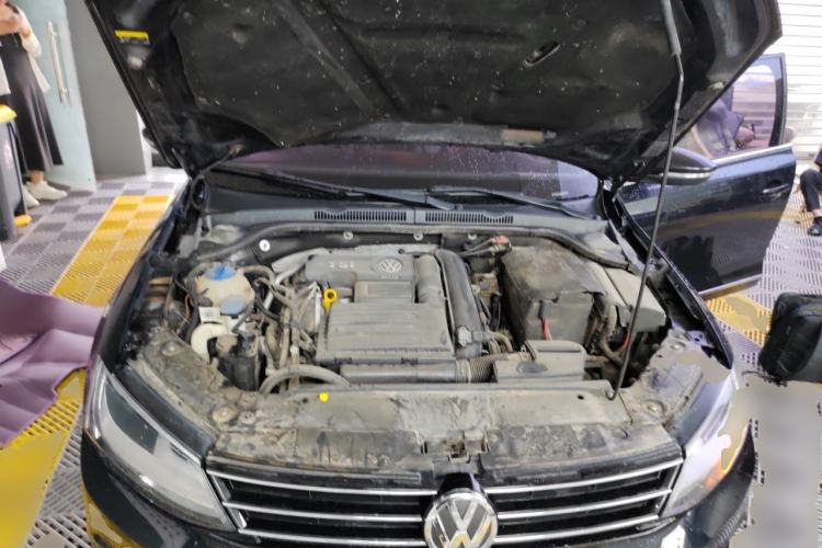 Used Volkswagen Sagitar 2018 280TSI DSG Comfort Model Engine Bay