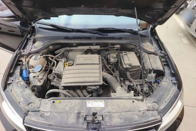 Used Volkswagen Sagitar 2018 1.6L Automatic Comfort Model Engine Bay