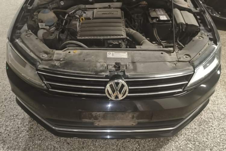 Used Volkswagen Sagitar 2018 1.6L Automatic Comfort Model Engine Bay