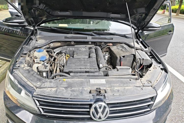 Used Volkswagen Sagitar 2018 280TSI DSG Comfort Model Engine Bay
