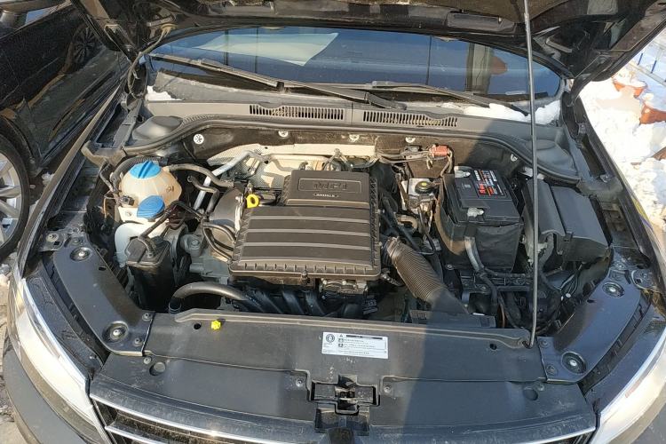 Used Volkswagen Sagitar 2018 1.6L Automatic Comfort Model Engine Bay