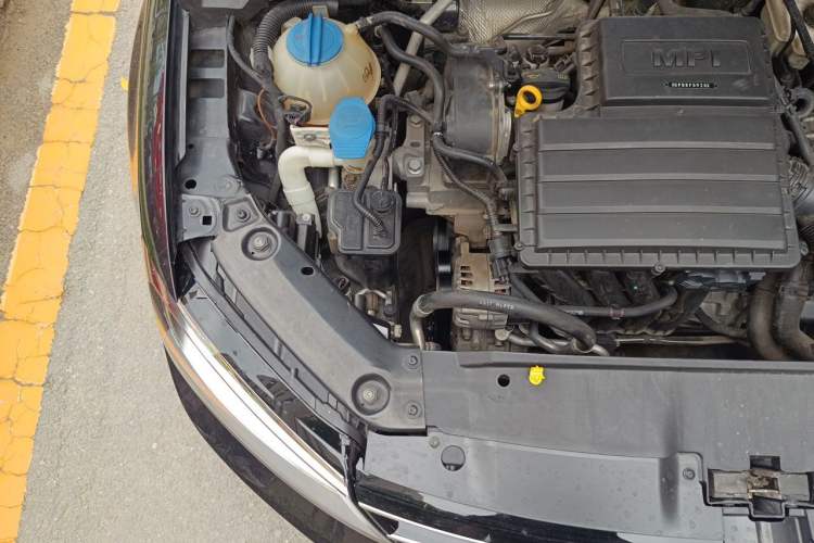 Used Volkswagen Sagitar 2018 1.6L Automatic Comfort Model Engine Bay Right