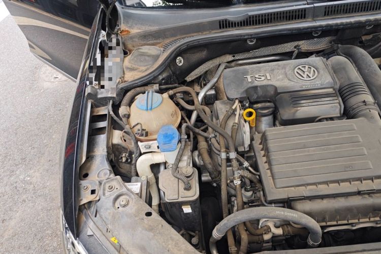 Used Volkswagen Sagitar 2018 280TSI DSG Ignite Edition Engine Bay Right