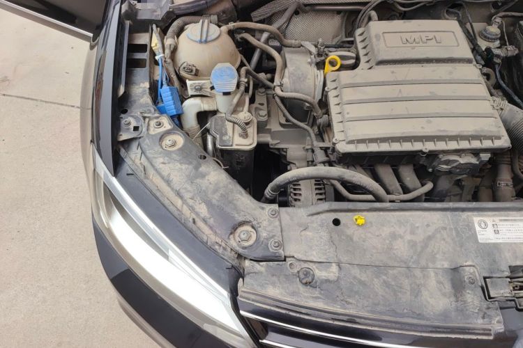 Used Volkswagen Sagitar 2018 1.6L Automatic Comfort Model Engine Bay Right
