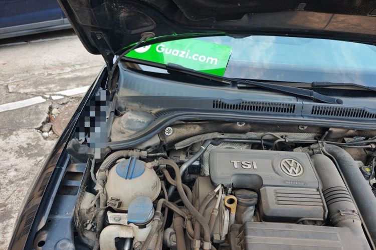 Used Volkswagen Sagitar 2018 280TSI DSG Comfort Model Engine Bay Right