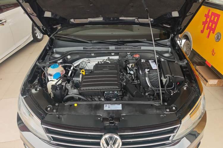 Used Volkswagen Sagitar 2018 1.6L Automatic Comfort Model Engine Bay