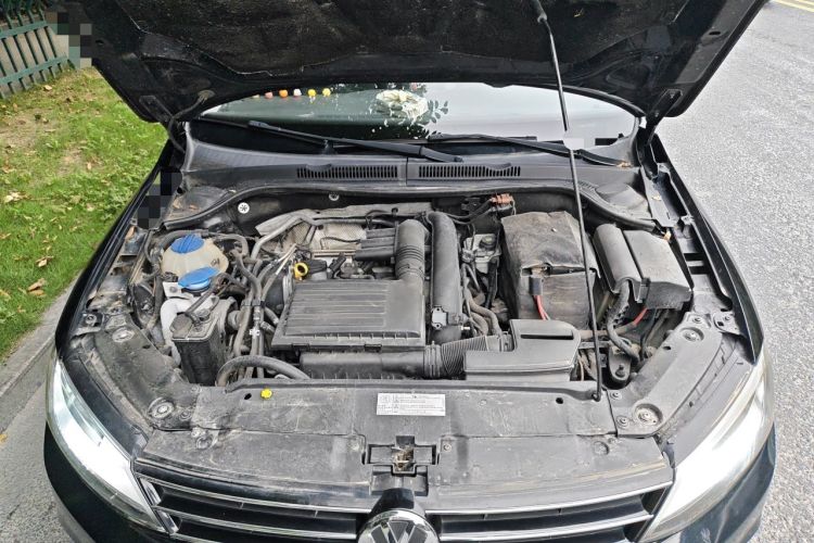 Used Volkswagen Sagitar 2018 280TSI DSG Comfort Model Engine Bay