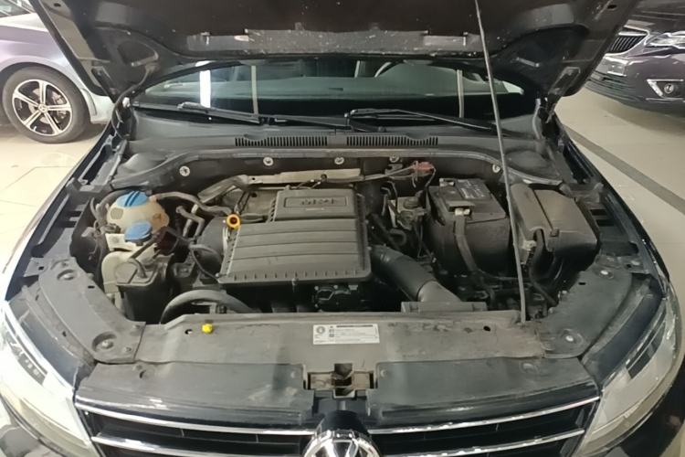 Used Volkswagen Sagitar 2018 1.6L Automatic Comfort Model Engine Bay