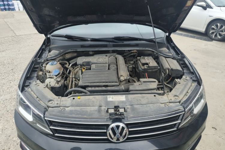 Used Volkswagen Sagitar 2018 280TSI DSG Luxury Model Engine Bay