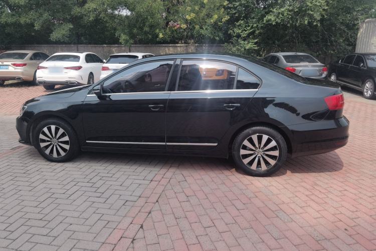 Used Volkswagen Sagitar 2018 1.6L Automatic Comfort Model Exterior 4
