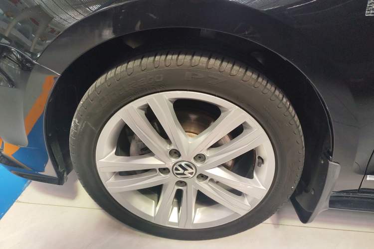 Used Volkswagen Sagitar 2018 280TSI DSG Ignite Edition Exterior 4