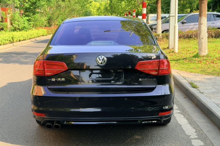 Used Volkswagen Sagitar 2018 280TSI DSG Ignite Edition Exterior 4