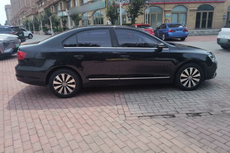 Used Volkswagen Sagitar 2018 1.6L Automatic Comfort Model Exterior 5