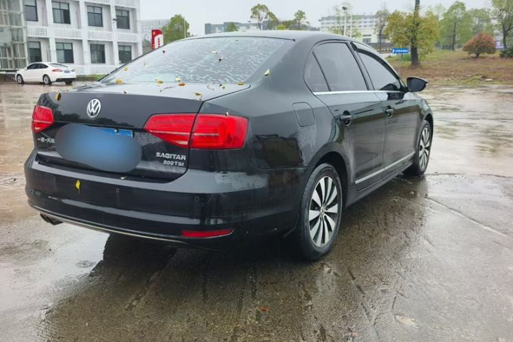 Used Volkswagen Sagitar 2018 280TSI DSG Comfort Model Exterior 5