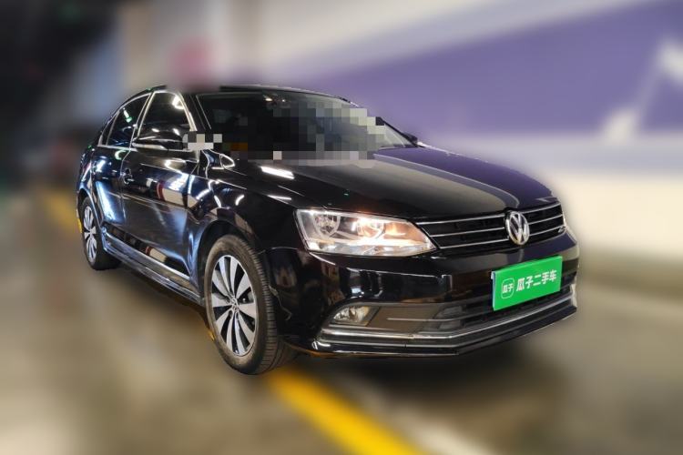 Used Volkswagen Sagitar 2018 1.6L Automatic Comfort Model Front Right 45 Deg