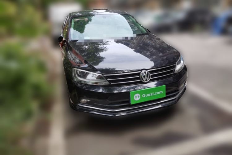 Used Volkswagen Sagitar 2018 1.6L Automatic Comfort Model Front Right 45 Deg