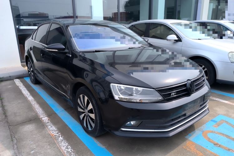 Used Volkswagen Sagitar 2018 280TSI DSG Comfort Model Front Right 45 Deg