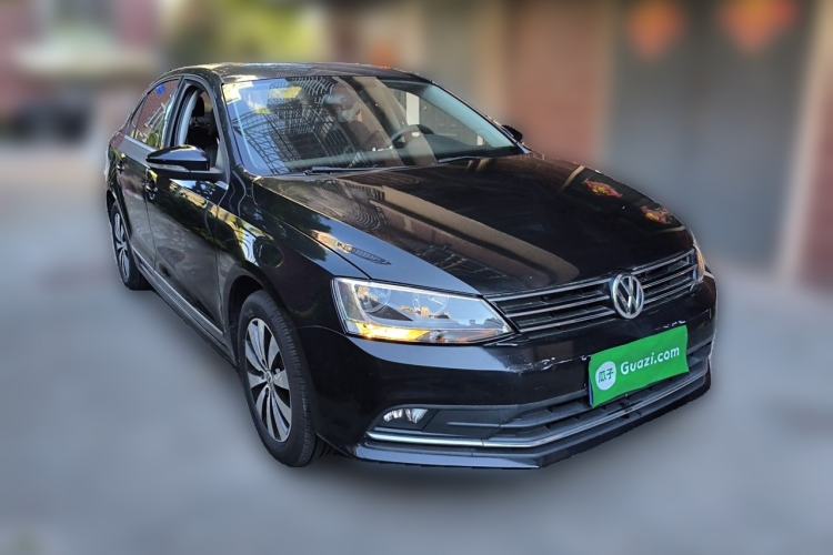 Used Volkswagen Sagitar 2018 1.6L Automatic Comfort Model Front Right 45 Deg