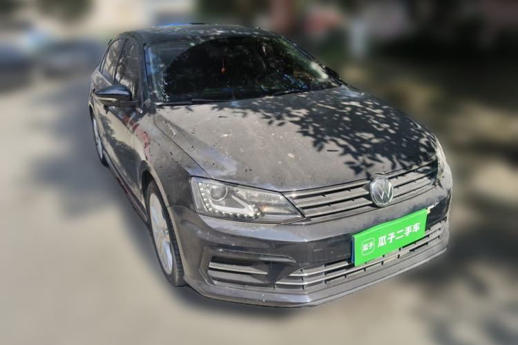 Used Volkswagen Sagitar 2018 280TSI DSG Ignite Edition Front Right 45 Deg