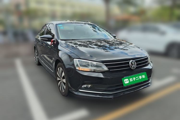 Used Volkswagen Sagitar 2018 180TSI DSG Prestige Edition Front Right 45 Deg