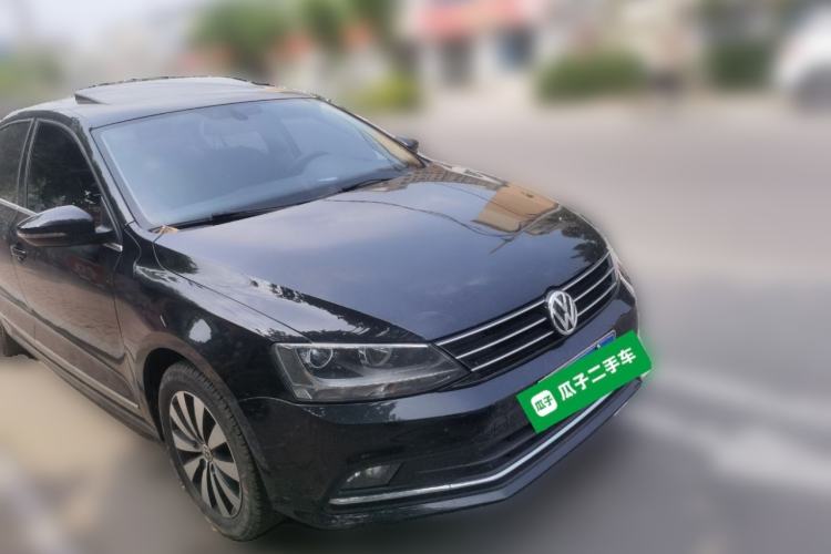 Used Volkswagen Sagitar 2018 1.6L Automatic Comfort Model Front Right 45 Deg