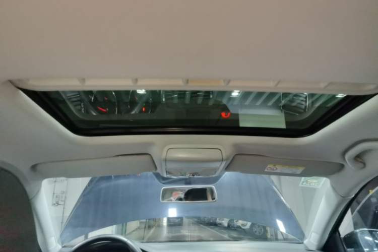 Used Volkswagen Sagitar 2018 280TSI DSG Comfort Model Headliner
