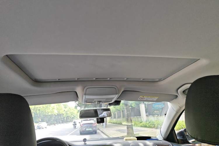 Used Volkswagen Sagitar 2018 280TSI DSG Comfort Model Headliner