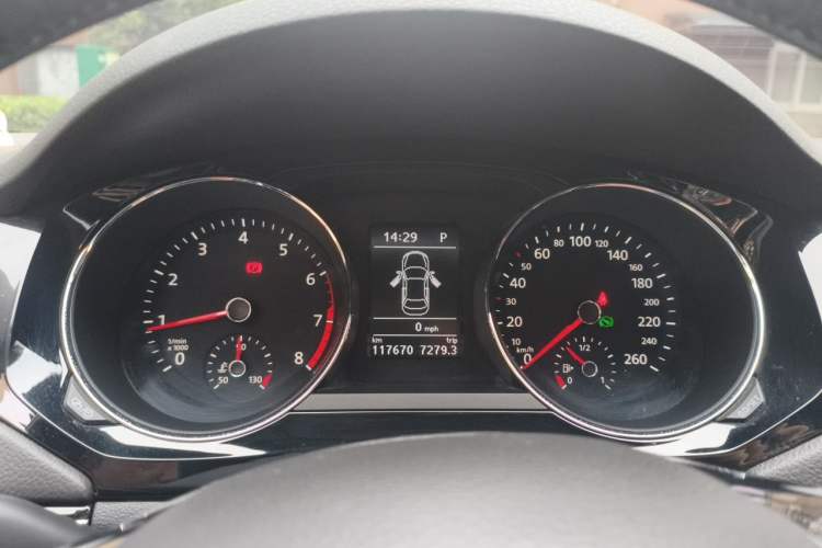 Used Volkswagen Sagitar 2018 280TSI DSG Ignite Edition Instrument Cluster