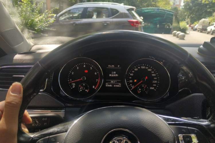 Used Volkswagen Sagitar 2018 280TSI DSG Ignite Edition Instrument Cluster