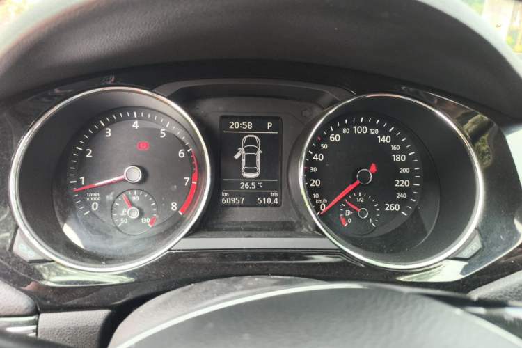 Used Volkswagen Sagitar 2018 280TSI DSG Ignite Edition Instrument Cluster
