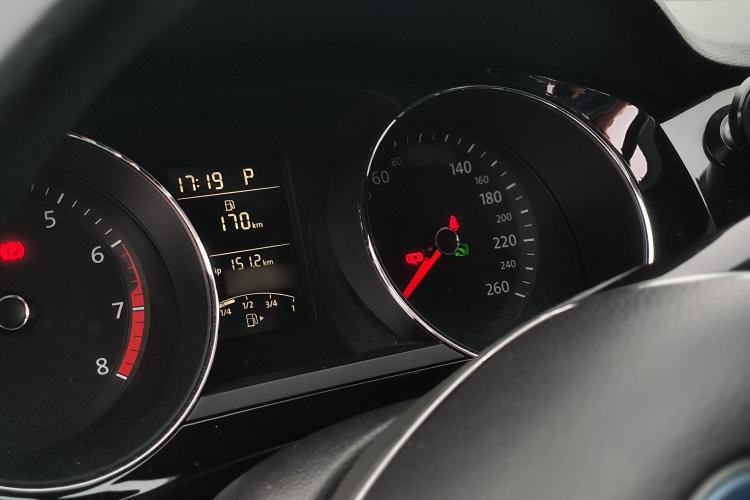 Used Volkswagen Sagitar 2018 1.6L Automatic Comfort Model Instrument Cluster