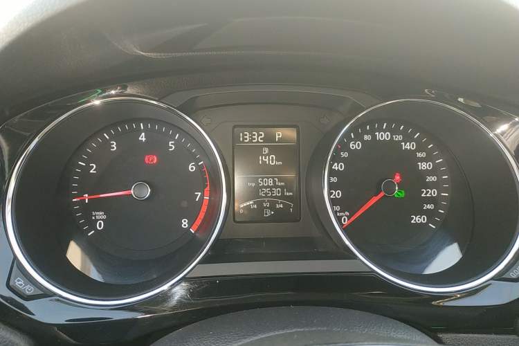 Used Volkswagen Sagitar 2018 1.6L Automatic Comfort Model Instrument Cluster