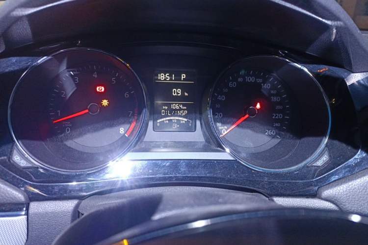 Used Volkswagen Sagitar 2018 1.6L Automatic Comfort Model Instrument Cluster