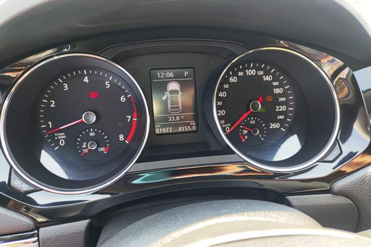 Used Volkswagen Sagitar 2018 280TSI DSG Ignite Edition Instrument Cluster