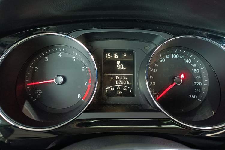 Used Volkswagen Sagitar 2018 1.6L Automatic Comfort Model Instrument Cluster