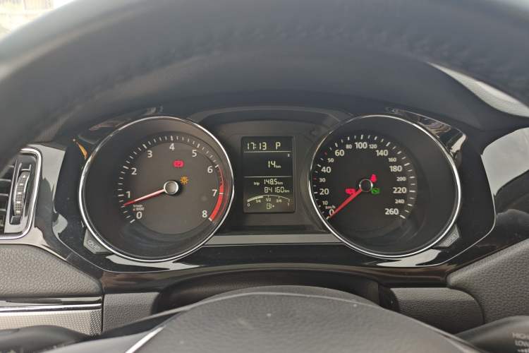 Used Volkswagen Sagitar 2018 1.6L Automatic Comfort Model Instrument Cluster