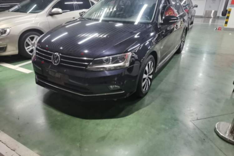 Used Volkswagen Sagitar 2018 280TSI DSG Comfort Model Left Front Headlight