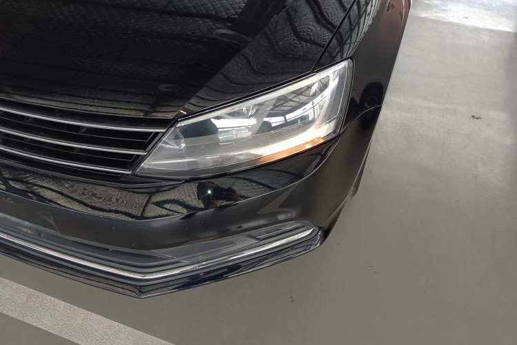 Used Volkswagen Sagitar 2018 280TSI DSG Comfort Model Left Front Headlight