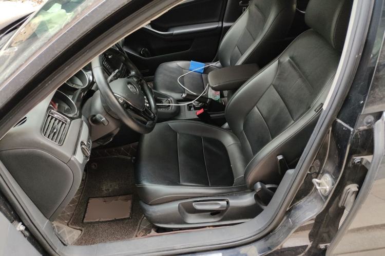 Used Volkswagen Sagitar 2018 180TSI DSG Prestige Edition Left Front Seat