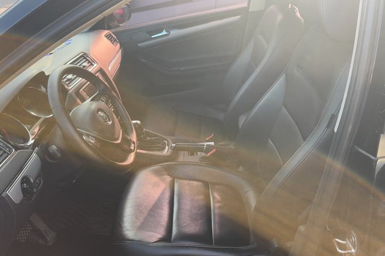 Used Volkswagen Sagitar 2018 280TSI DSG Comfort Model Left Front Seat