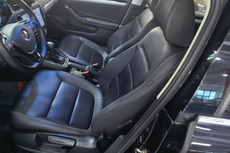 Used Volkswagen Sagitar 2018 280TSI DSG Ignite Edition Left Front Seat