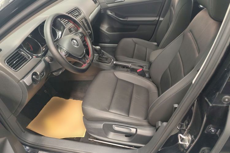 Used Volkswagen Sagitar 2018 280TSI DSG Ignite Edition Left Front Seat