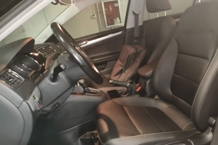 Used Volkswagen Sagitar 2018 1.6L Automatic Comfort Model Left Front Seat
