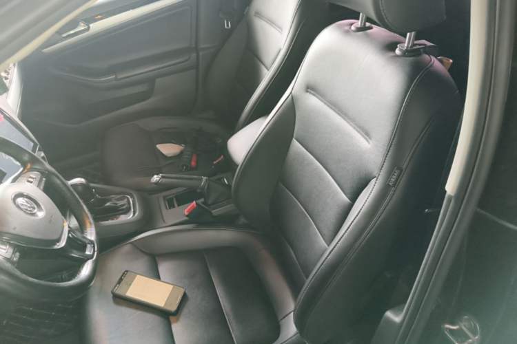 Used Volkswagen Sagitar 2018 280TSI DSG Comfort Model Left Front Seat