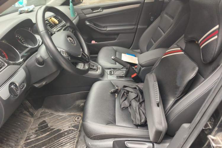 Used Volkswagen Sagitar 2018 1.6L Automatic Comfort Model Left Front Seat