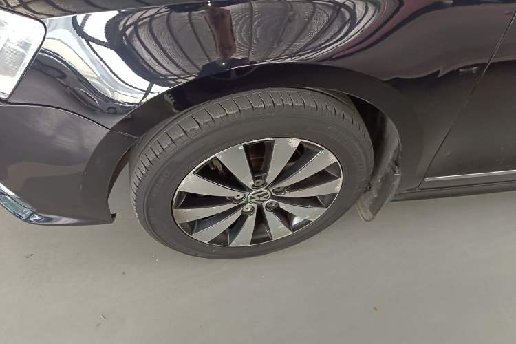 Used Volkswagen Sagitar 2018 280TSI DSG Comfort Model Left Front Wheel Hub