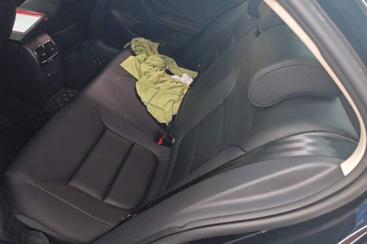 Used Volkswagen Sagitar 2018 1.6L Automatic Comfort Model Left Rear Seat