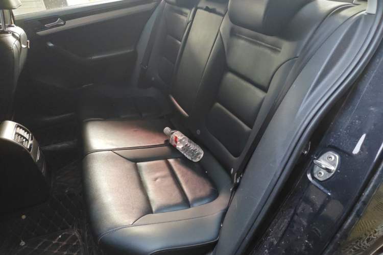Used Volkswagen Sagitar 2018 280TSI DSG Ignite Edition Left Rear Seat