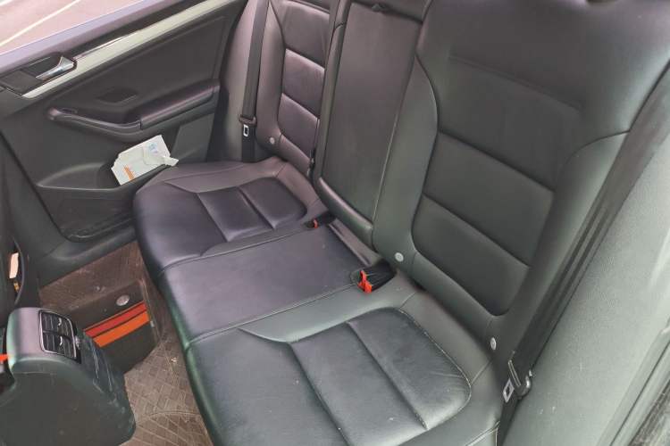 Used Volkswagen Sagitar 2018 180TSI DSG Prestige Edition Left Rear Seat